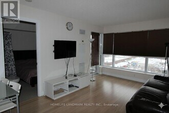 135 Village Green Square in Toronto, ON - Building Photo - Building Photo