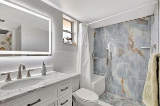 2812 Garden Dr S in Lake Worth Beach, FL - Building Photo - Building Photo