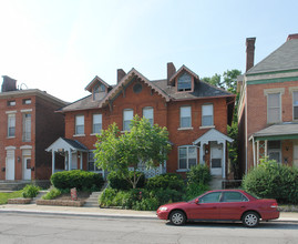 603-607 Oak St in Columbus, OH - Building Photo - Building Photo