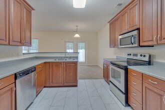 650 Summer Hill Way in Richmond Hill, GA - Building Photo - Building Photo