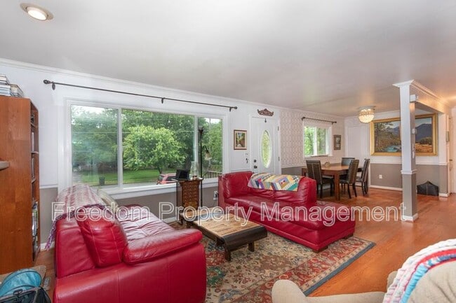 5914 Ridge View Dr in Alexandria, VA - Building Photo - Building Photo