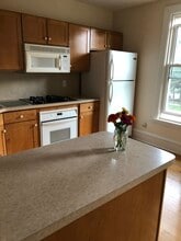 1228 Adams St NE, Unit 2 in Minneapolis, MN - Building Photo - Building Photo