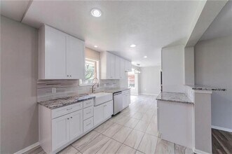 4320 Whitfield Ave in Fort Worth, TX - Building Photo - Building Photo