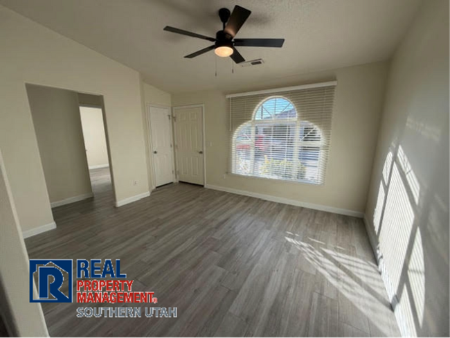 604 N 2720 E in Saint George, UT - Building Photo - Building Photo