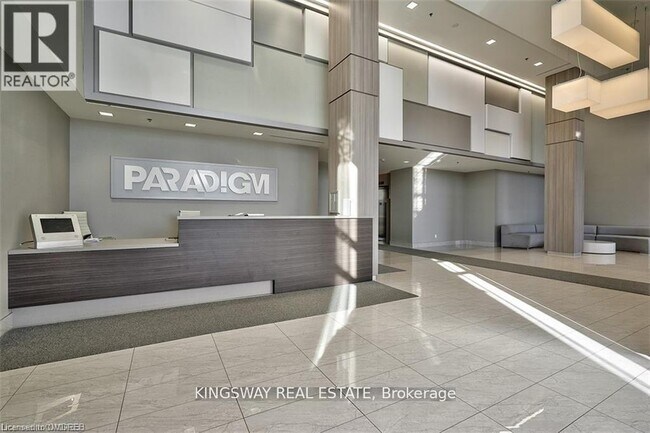 2087-2087 Fairview St in Burlington, ON - Building Photo - Building Photo