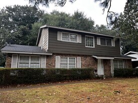 5613 William and Mary St in Mobile, AL - Building Photo