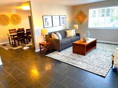 5635 SE 84th Ave in Portland, OR - Foto de edificio