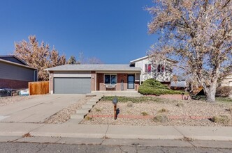 8733 W 64th Way in Arvada, CO - Building Photo - Building Photo