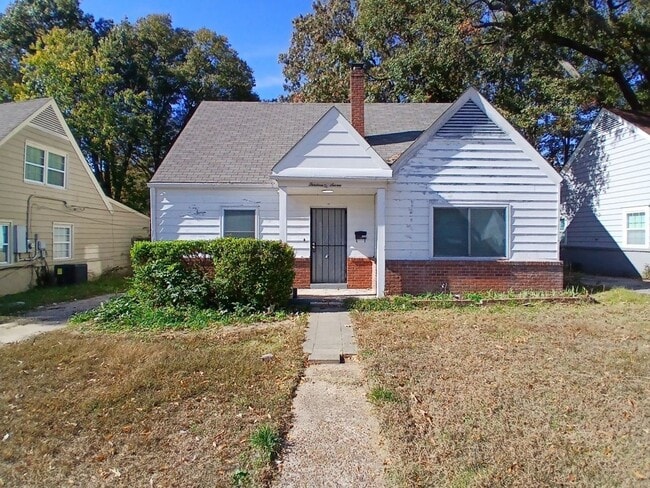 property at 1307 Foxcroft St