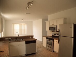 244 Cotswold Cir in Davenport, FL - Building Photo - Building Photo