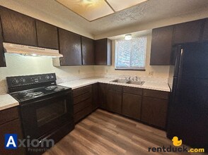 674 W Cedar St in Pocatello, ID - Building Photo - Building Photo