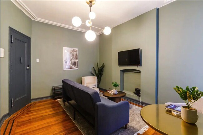 100 W 84th St in New York, NY - Building Photo - Building Photo