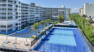 3546 S Ocean Blvd in South Palm Beach, FL - Building Photo - Building Photo