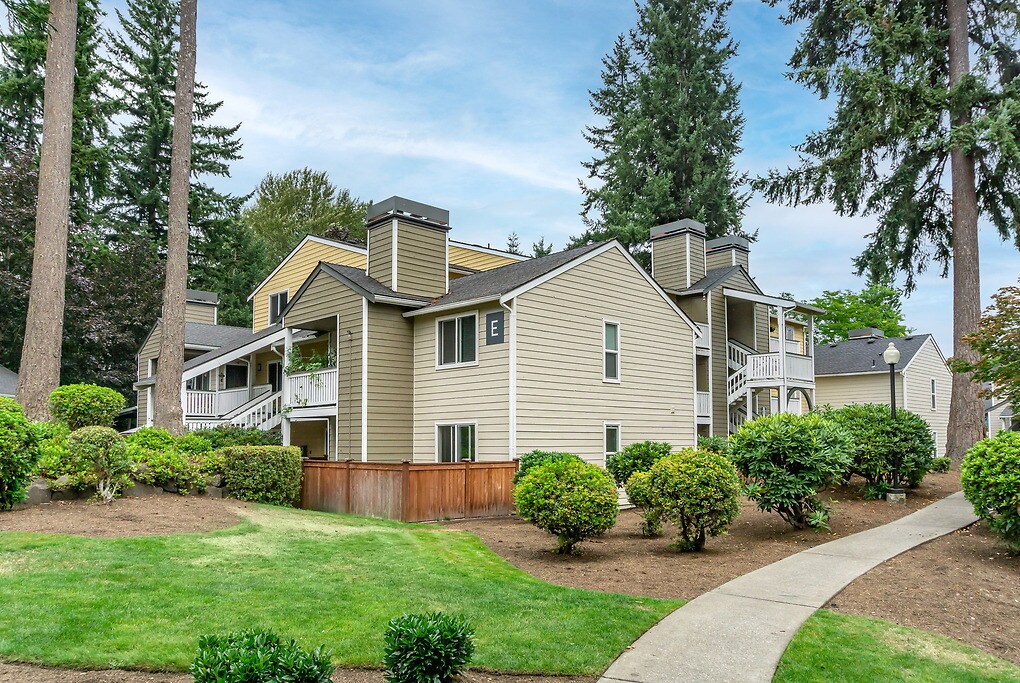Canyon Pointe in Bothell, WA - Foto de edificio