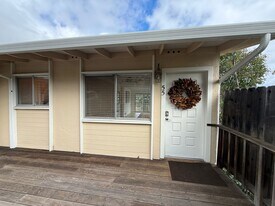 55-57 Bayo Vista Way in San Rafael, CA - Building Photo