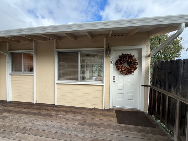 55-57 Bayo Vista Way