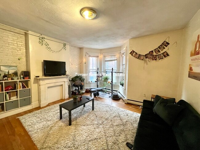 15 Sewall St, Unit 1 in Boston, MA - Foto de edificio - Building Photo