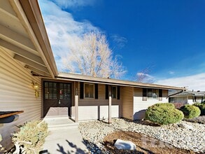 1355 Royal Dr in Reno, NV - Building Photo - Building Photo