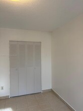 6820 W Flagler St in Miami, FL - Building Photo - Building Photo