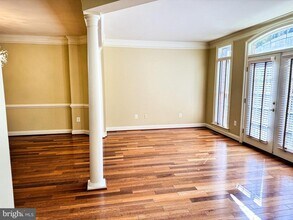 6403 Velliety Ln in West Springfield, VA - Building Photo - Building Photo