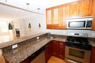 607 P St NW in Washington, DC - Building Photo - Building Photo