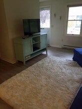 19 Castle Rock Dr in Charlestown, RI - Building Photo - Building Photo