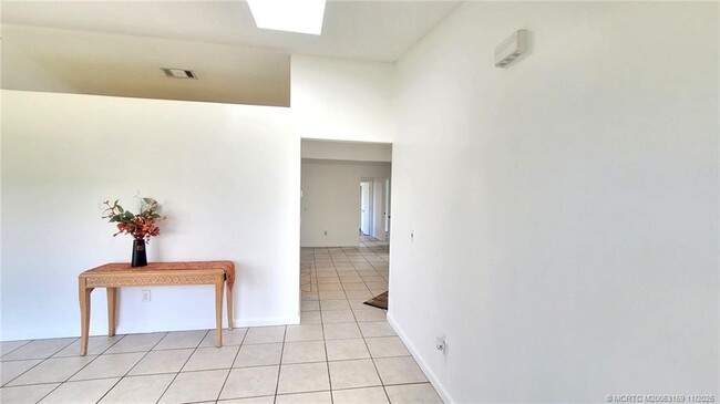 3873 SW La Fleur St in Port St. Lucie, FL - Building Photo - Building Photo