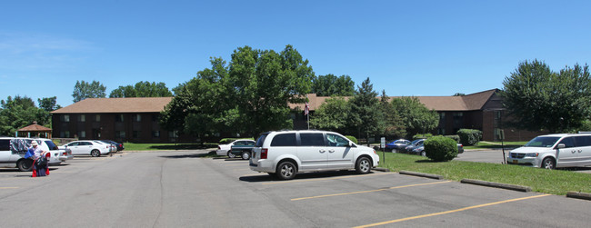 Upper South Street Senior Housing in Geneseo, NY - Foto de edificio - Building Photo