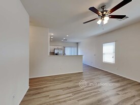 2432 W Roeser Rd in Phoenix, AZ - Building Photo - Building Photo