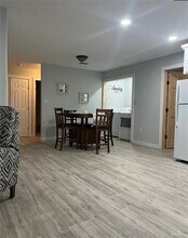 908 E Lovett St in Edinburg, TX - Building Photo - Building Photo