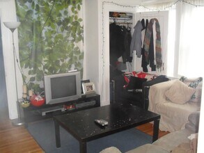 14 Stockwell St, Unit 2 in Boston, MA - Building Photo - Building Photo