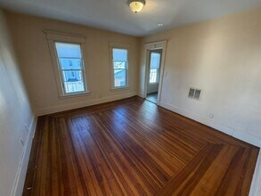 242-244-244 Orange St in Springfield, MA - Building Photo - Building Photo