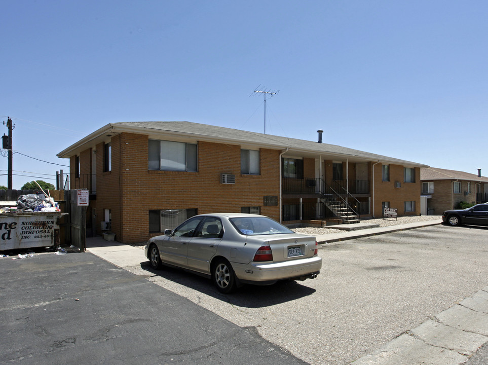 3028 Denver St in Evans, CO - Foto de edificio