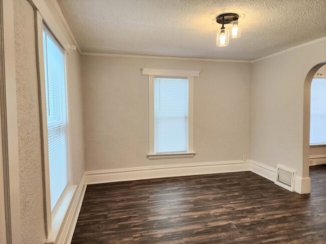 1032 Lincoln St in North Chicago, IL - Building Photo - Building Photo