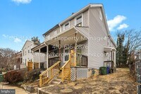 1138 Homestead St photo'