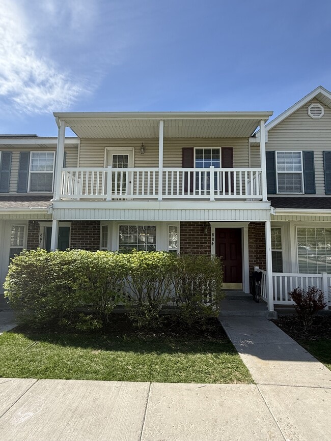 property at 884 Capital Ave