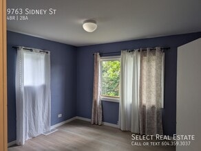 9763 Sidney St in Chilliwack, BC - Building Photo - Building Photo