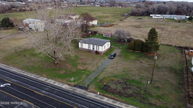 property at 471 Cheyne Rd