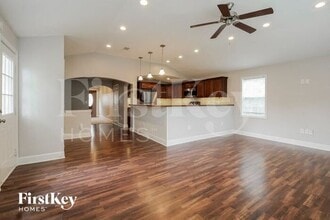 5129 Melody Ln in Kansas City, KS - Building Photo - Building Photo
