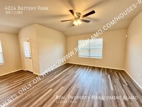 4014 Battery Park in Converse, TX - Building Photo - Building Photo