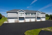 FALCON POINT APARTMENTS photo'