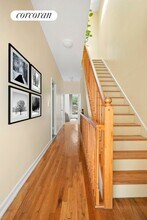 489 Manhattan Ave in New York, NY - Building Photo - Building Photo