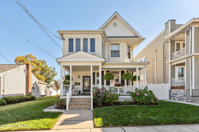 property at 353 Main St