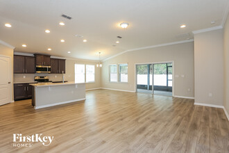 11664 Yellow Perch Rd in Jacksonville, FL - Foto de edificio - Building Photo