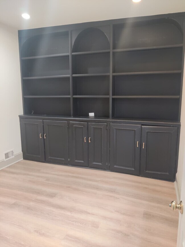 property at 7713 Union Ave