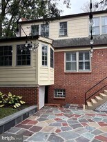 5303 Glenwood Rd in Bethesda, MD - Building Photo
