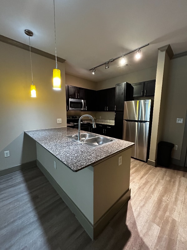 6520 Jamail Dr in Houston, TX - Foto de edificio - Building Photo