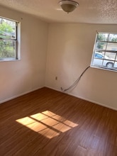 4850 5th St in Zephyrhills, FL - Building Photo - Building Photo