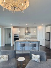 64 Lake Oasis St in Henderson, NV - Building Photo - Building Photo