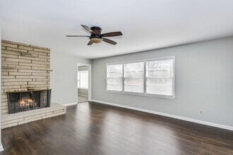 1125 N Edgemoor St in Wichita, KS - Building Photo - Building Photo